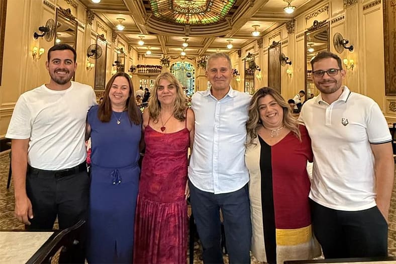 Del Bianco apresenta Memories na Confeitaria Colombo Del Bianco apresenta Memories na Confeitaria Colombo