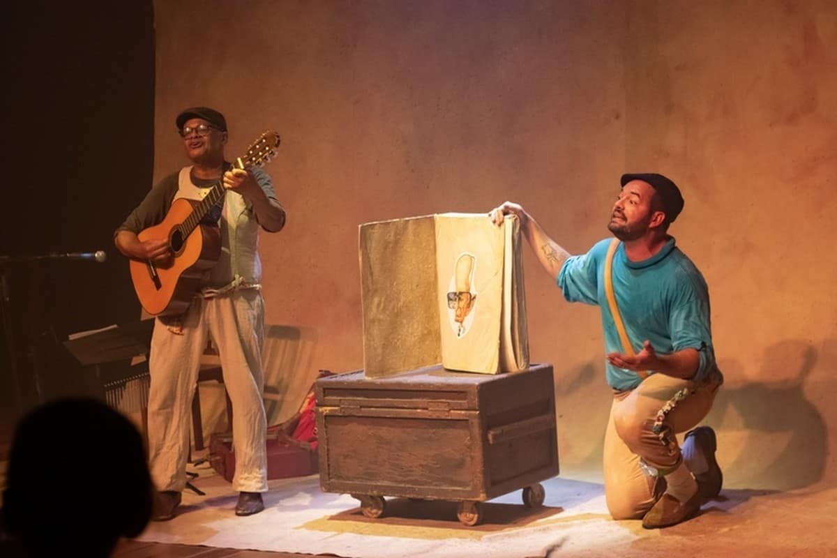 Últimos dias do espetáculo “Drummond para Crianças” na EcoVilla Ri Happy