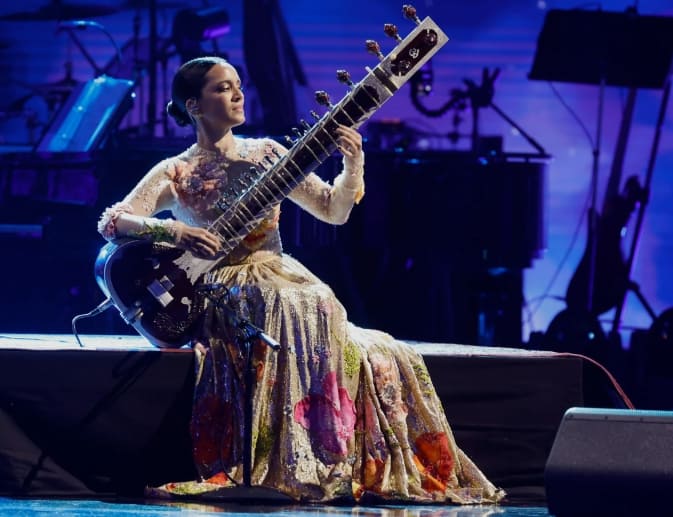 Anoushka Shankar anuncia primeira turnê no Brasil em março de 2026