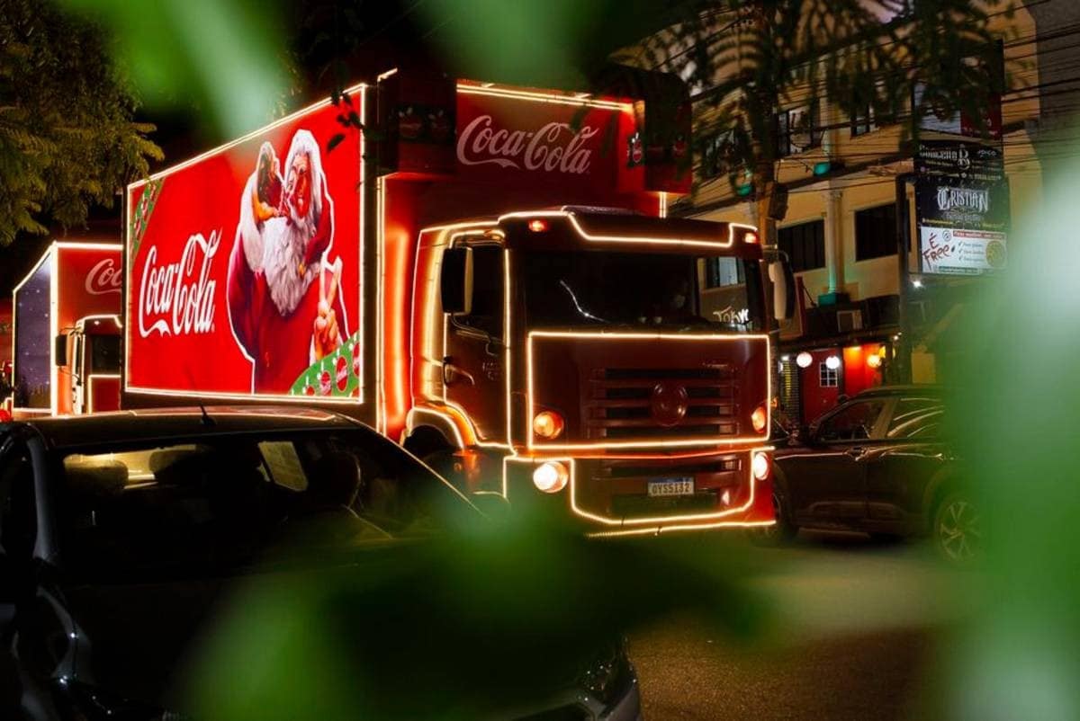 Bangu Shopping recebe Caravana de Natal da Coca-Cola